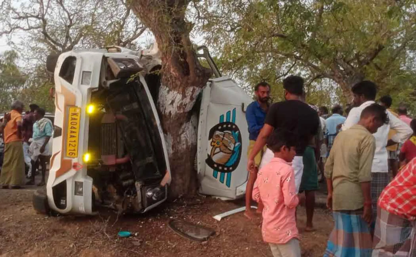 van accident while going to Rameswaram temple