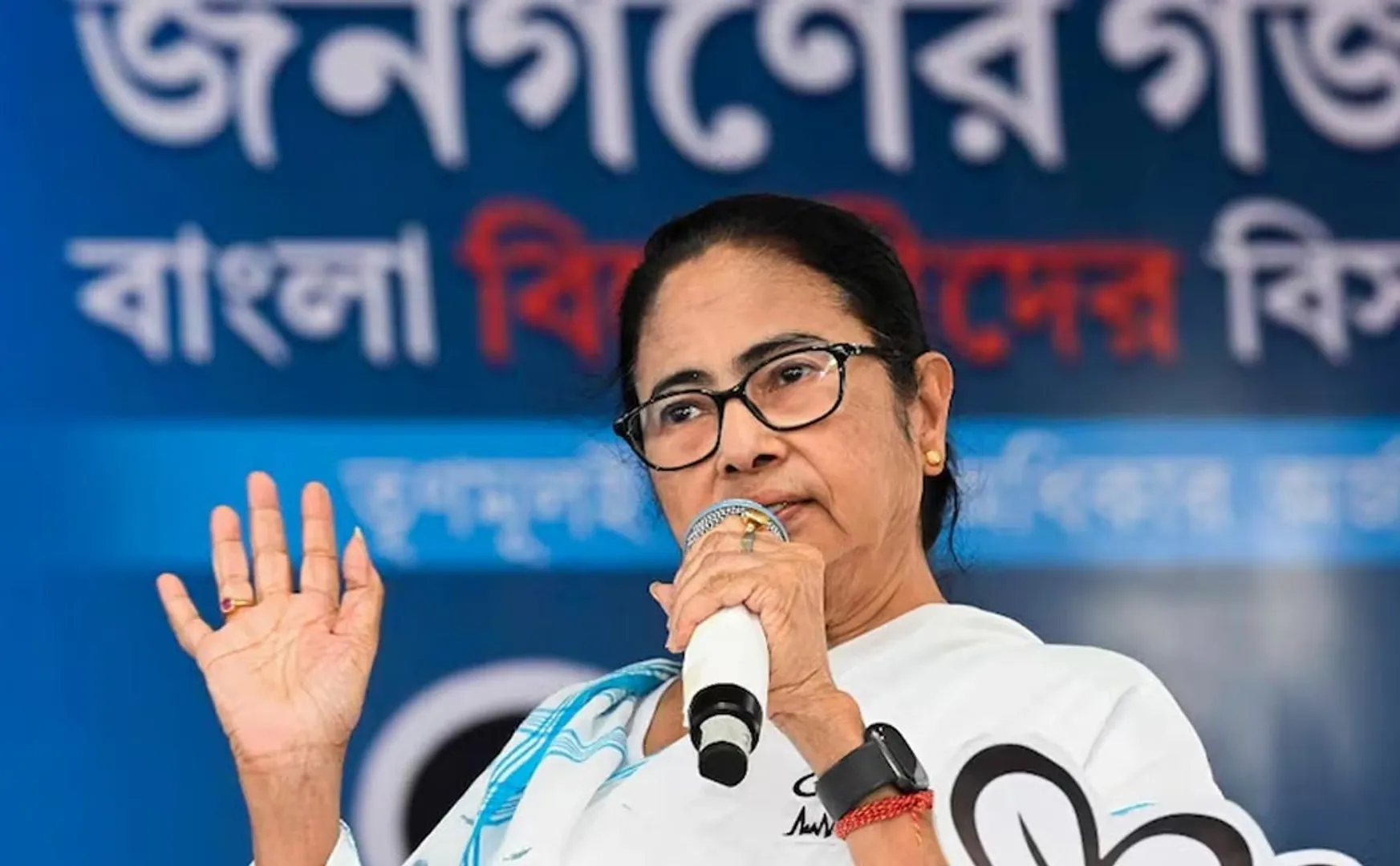 Mamata Banerjee crictized modi If God is God then God should not do politics