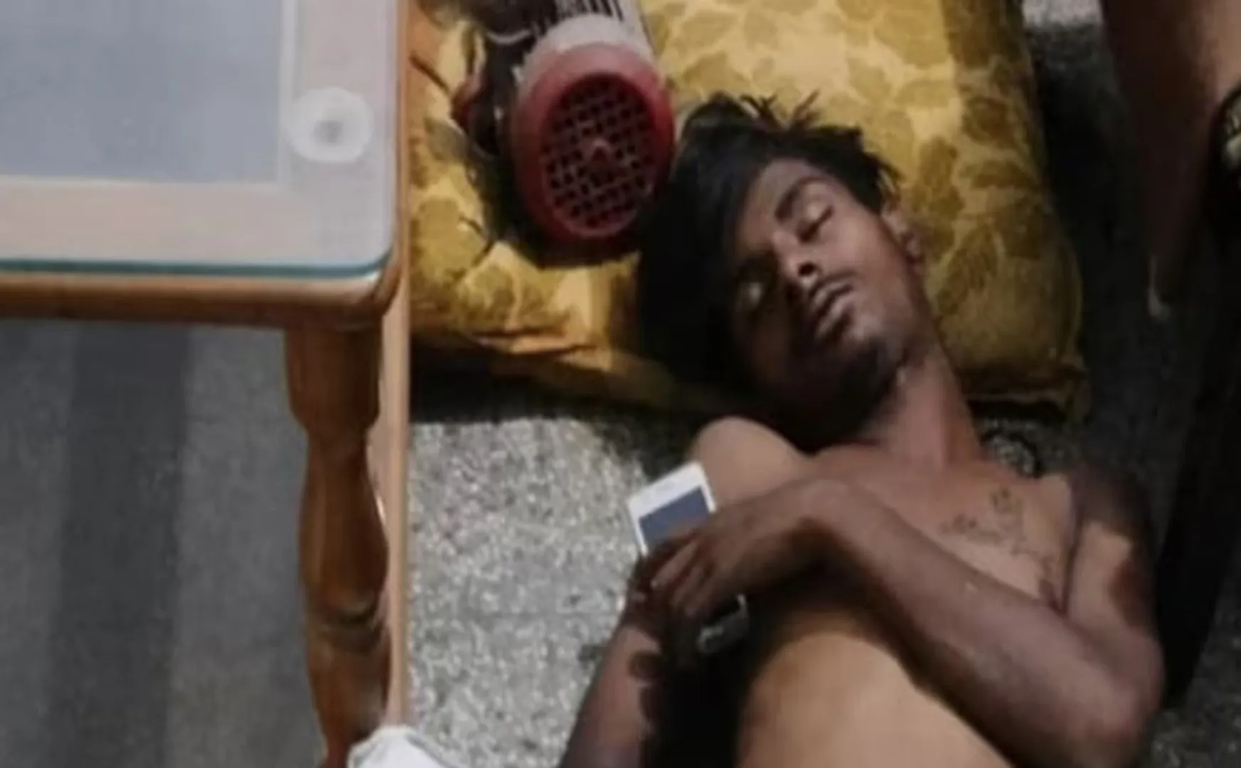 Thief who was caught by the police in uttar pradesh