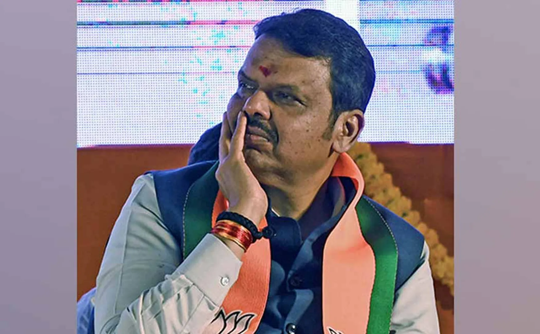 Did Devendra Fadnavis resign?