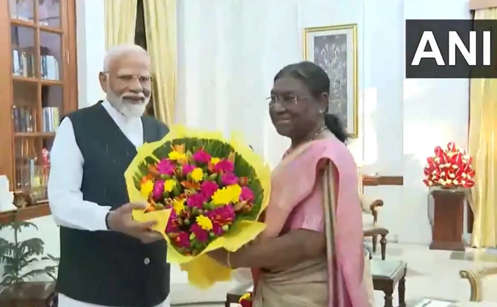 Prime Minister Modi meets the President