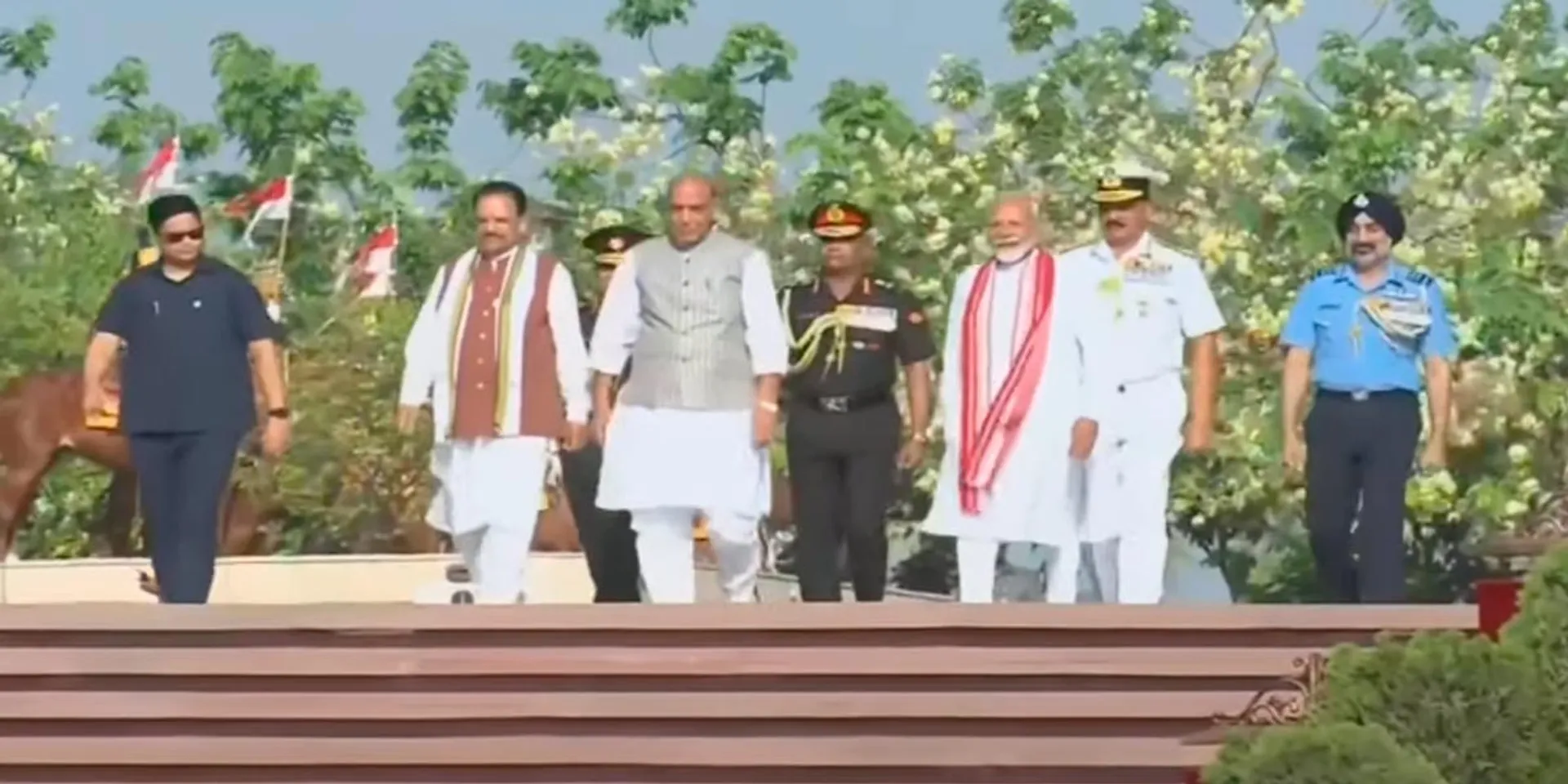 Gandhi, Vajpayee memorials honor Modi