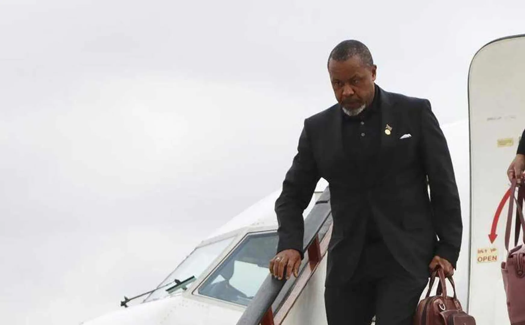 Plane carrying Malawi Vice President goes missing