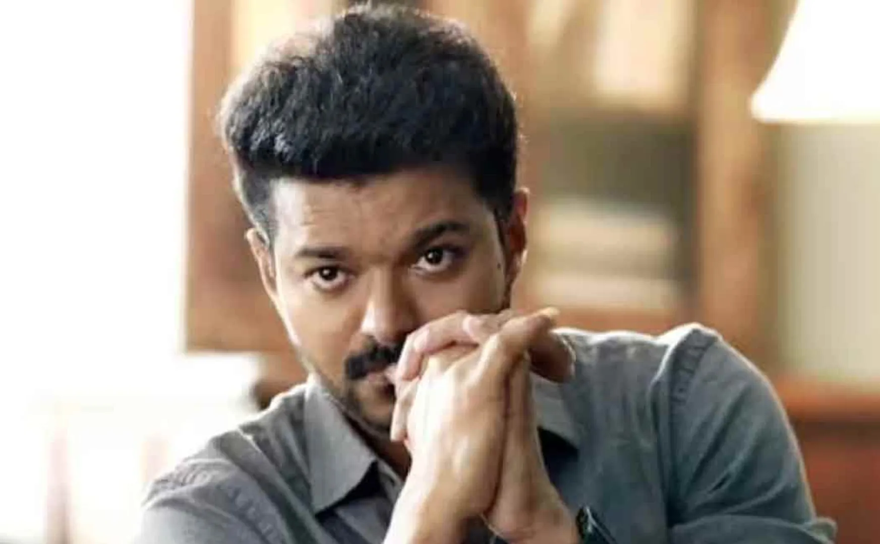 Vijay has condoled  lost life of indians in a building fire in Kuwait