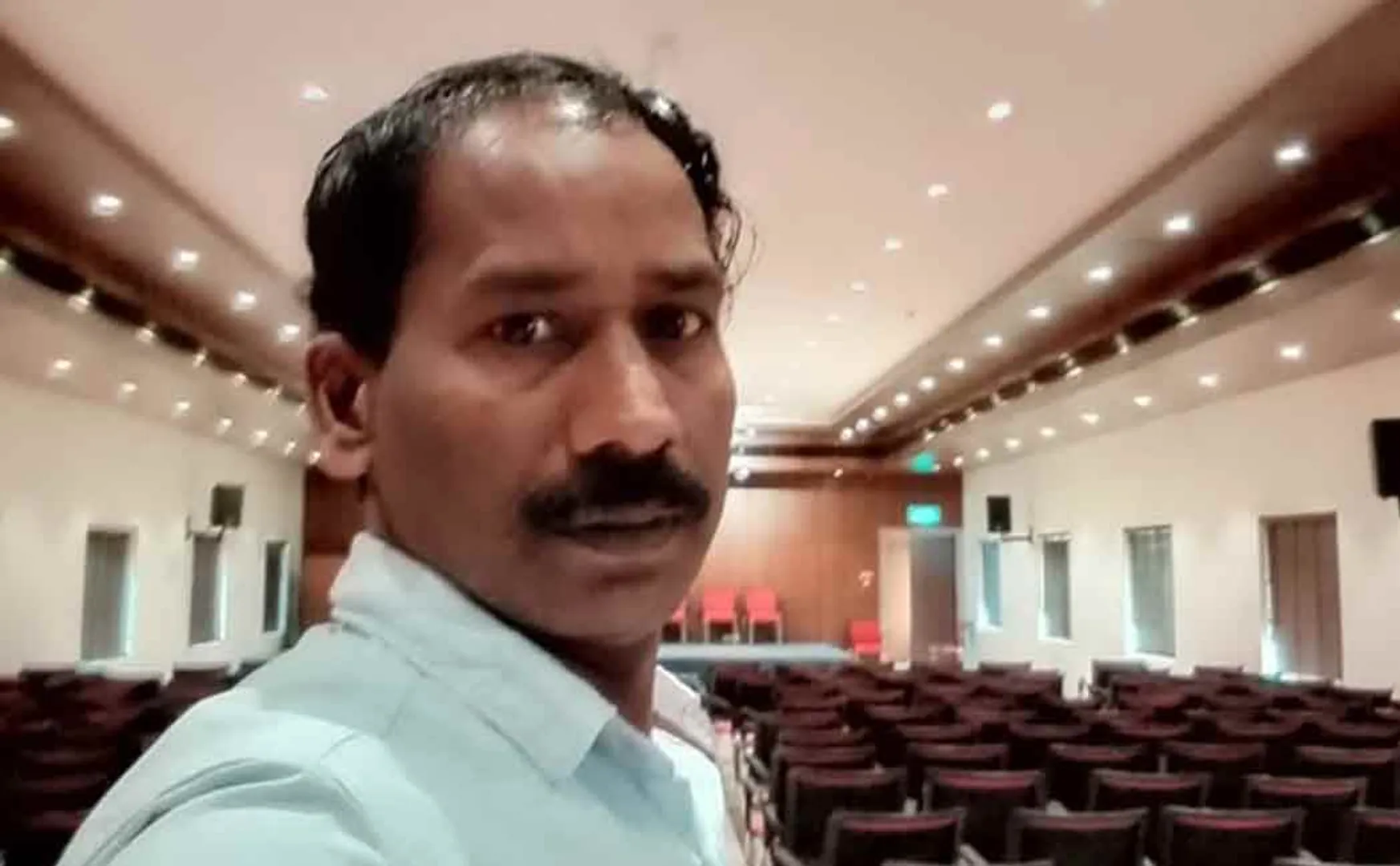 a resident of Kattumannarkoil was killed in a fire accident in Kuwait