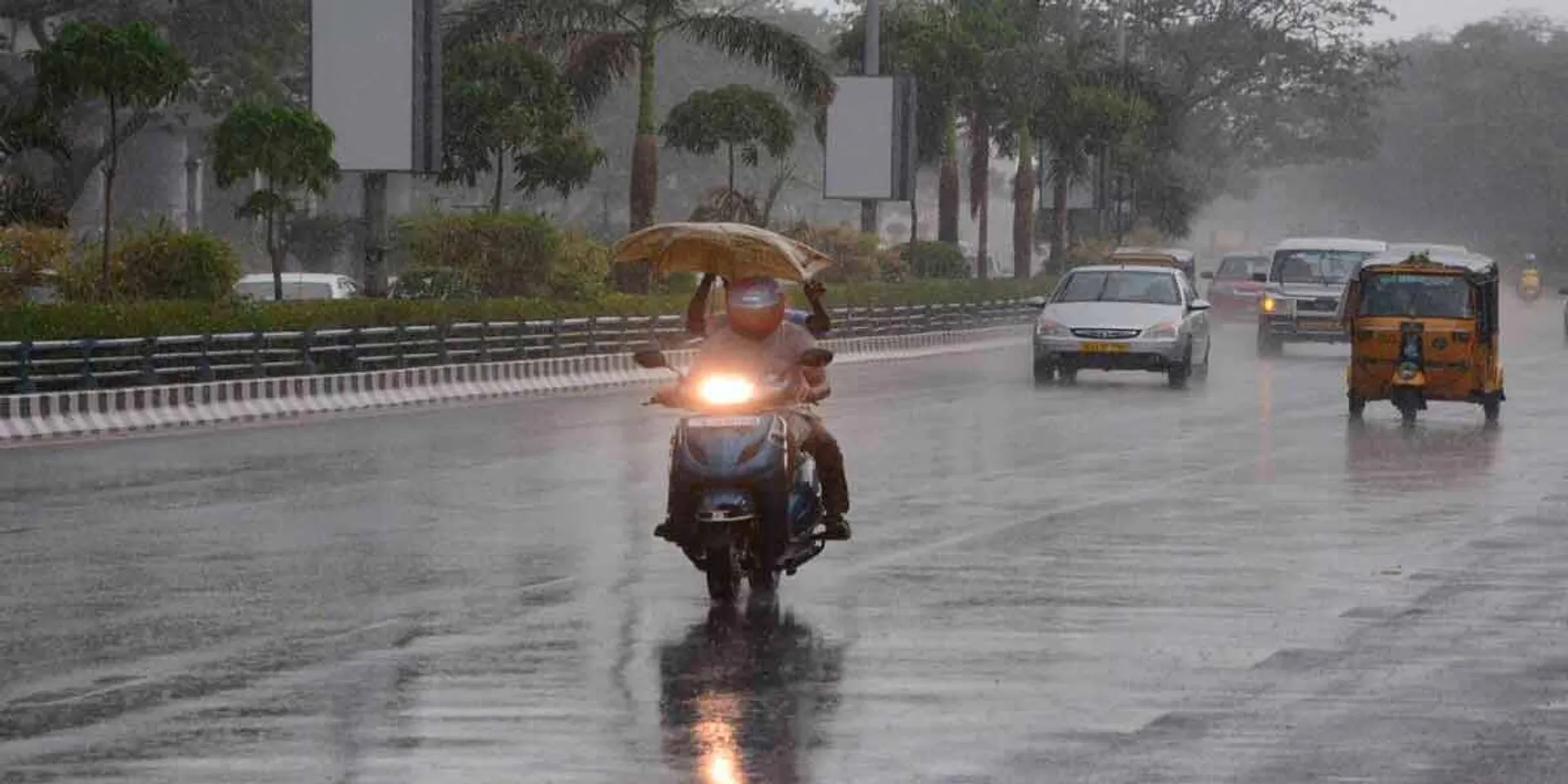  Alert for 13 districts in next 3 hours
