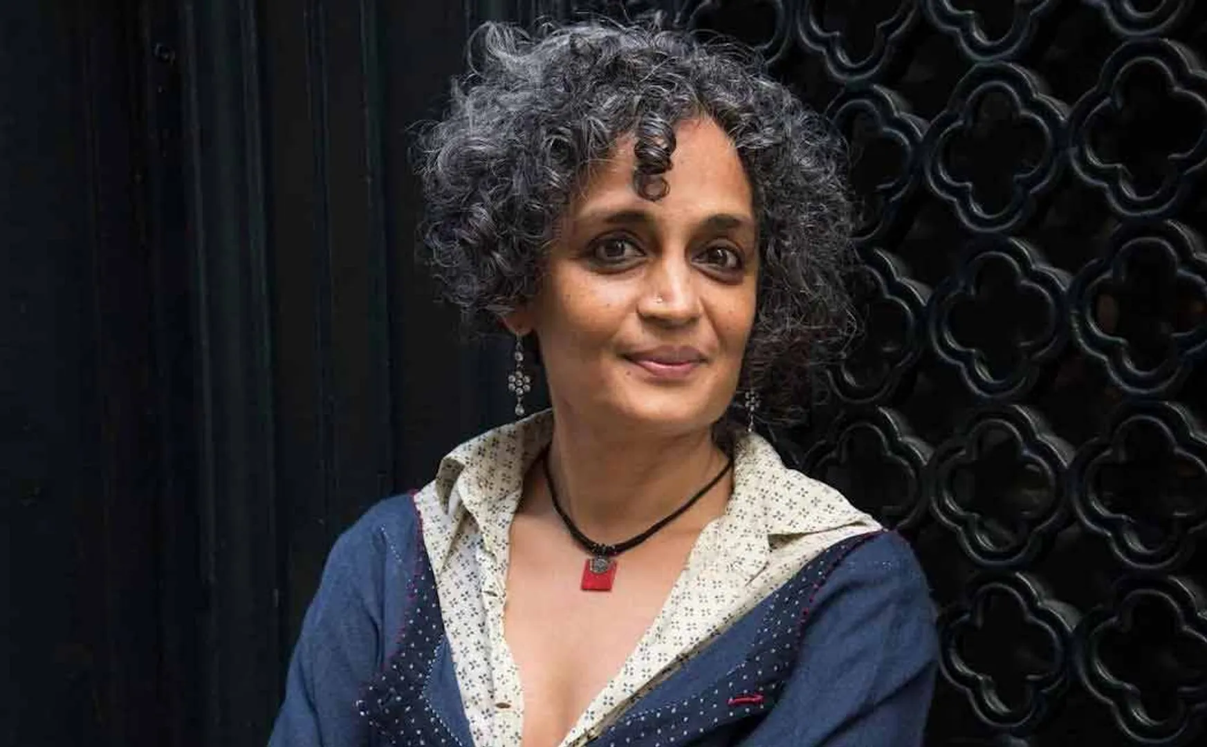 Writer Arundhati Roy is allowed to be arrested under the uapa act