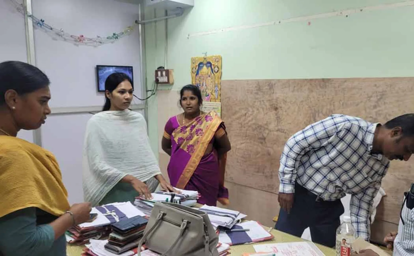 Tahsildar arrested for taking bribe