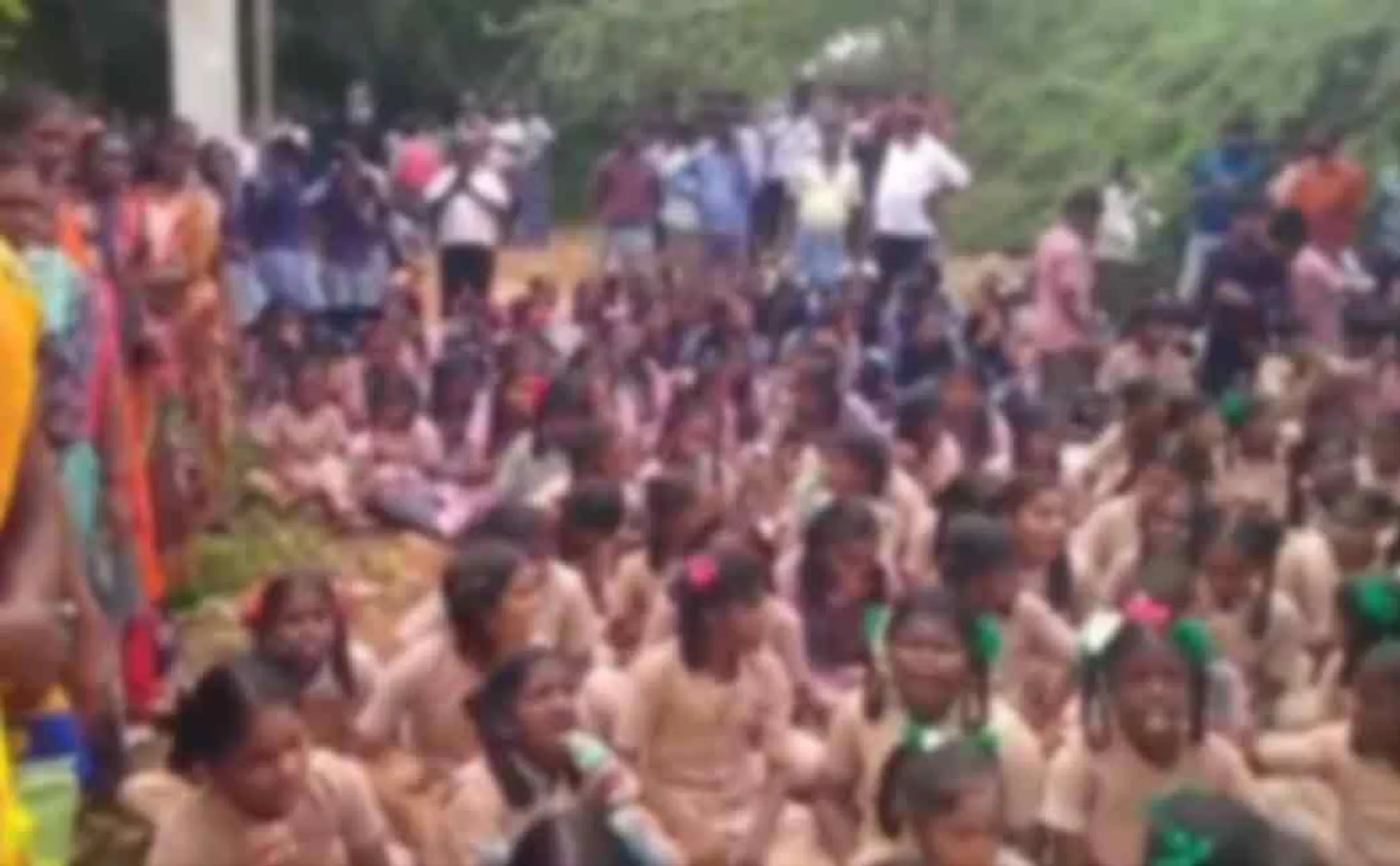 students boycotted lass and protested for basic facilities in govt schoo