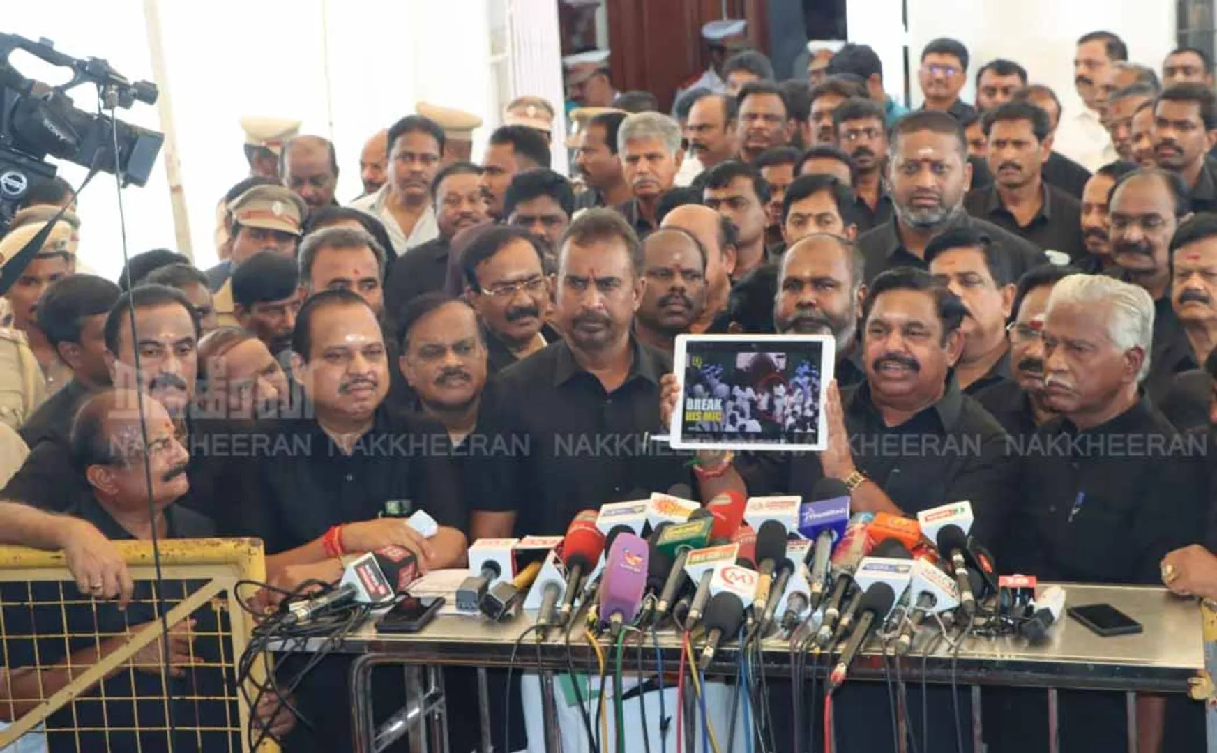 'CBI should investigate' - Edappadi Palaniswami