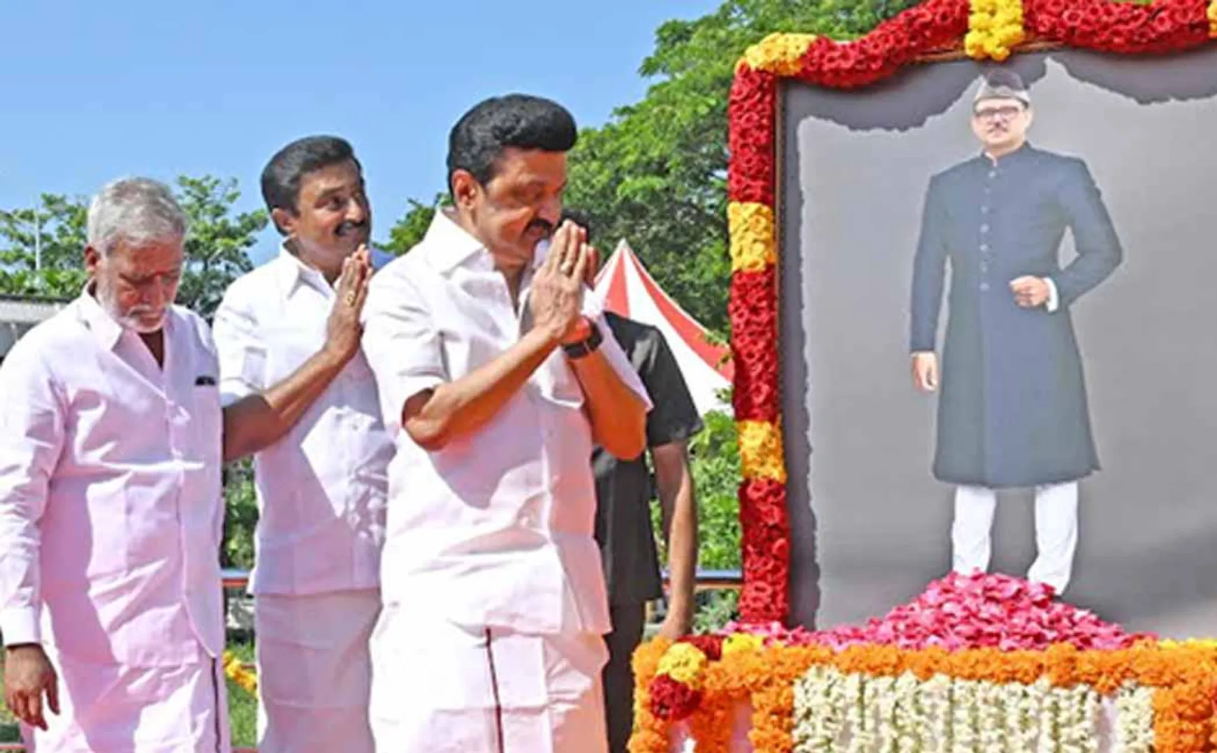 Former PM VP Singh Birthday CM MK Stalin Respect 