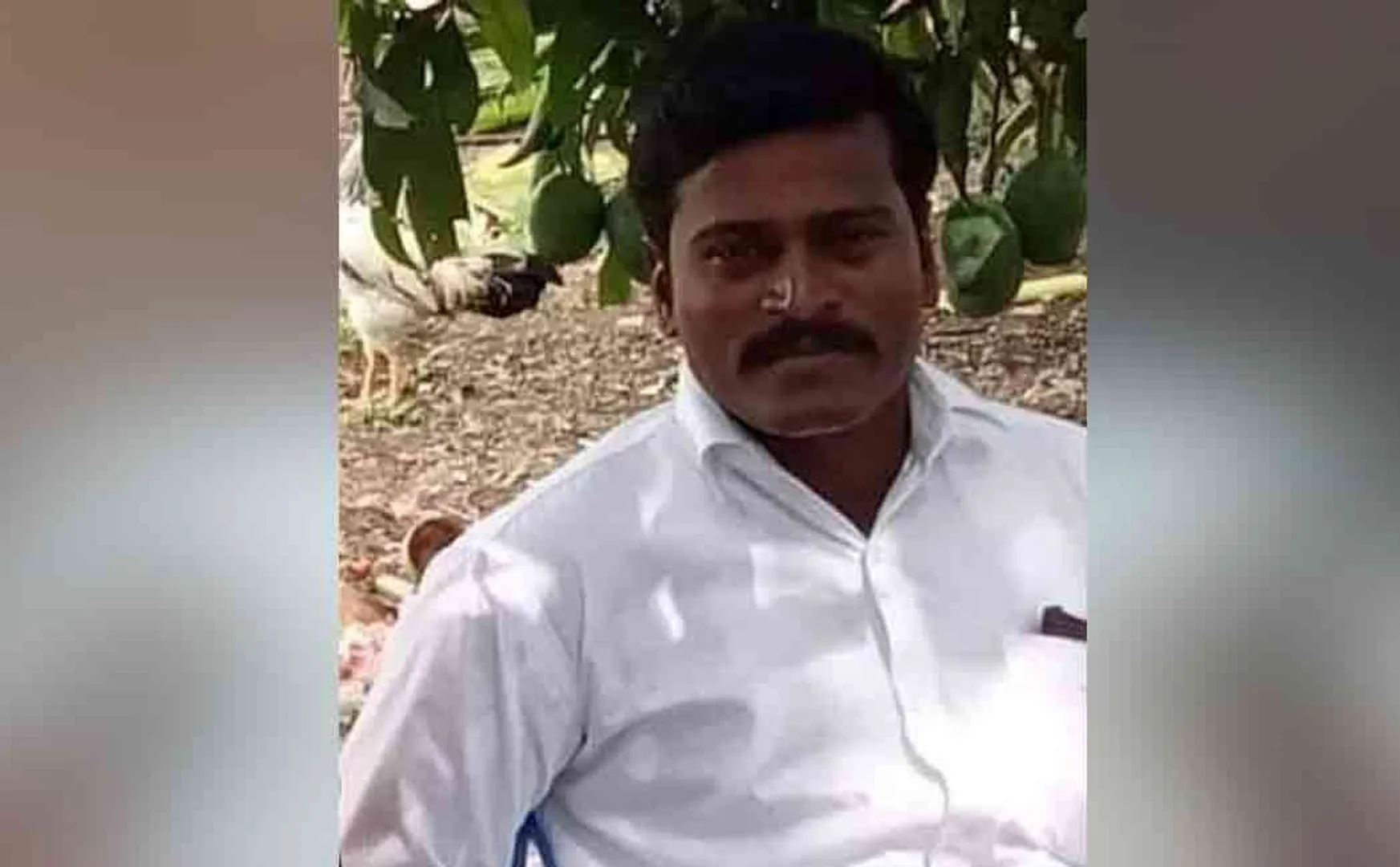 illicit liquor case accused flees from police station