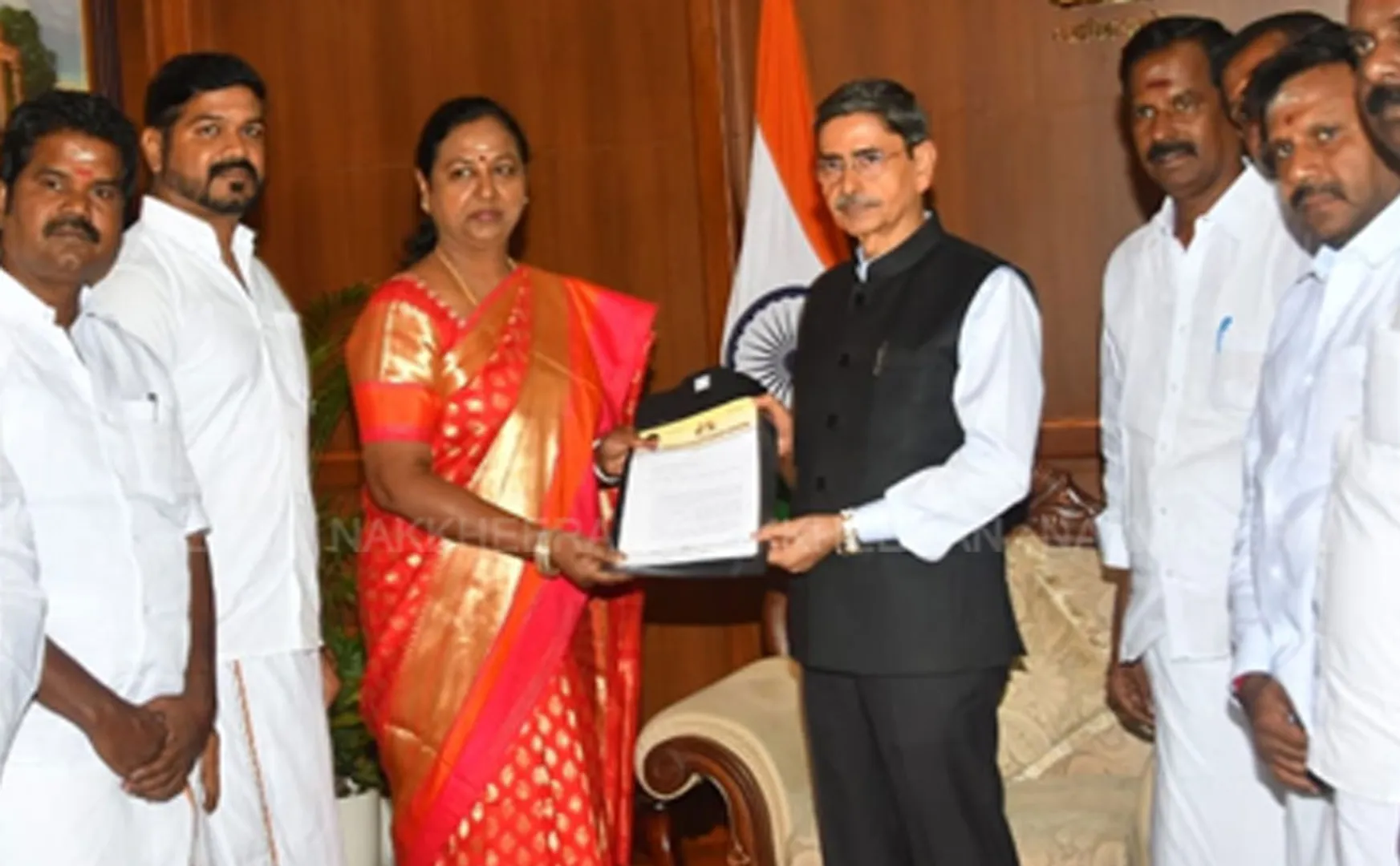 Premalatha Vijayakanth met the Governor of Tamil Nadu