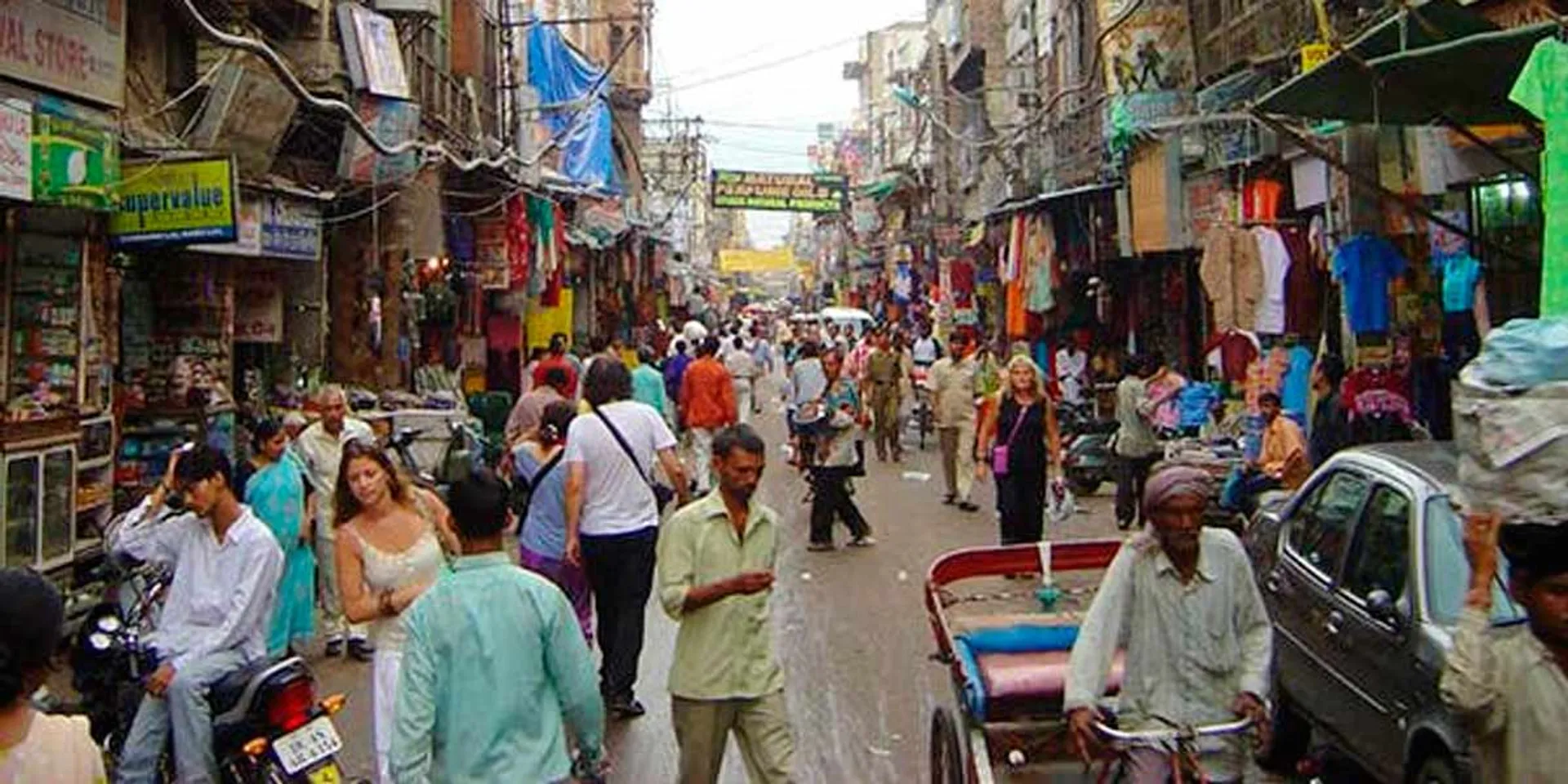  'Bharatiya Nyaya Sanhita' on Roadside Vendor - New Criminal Laws Come Into Force