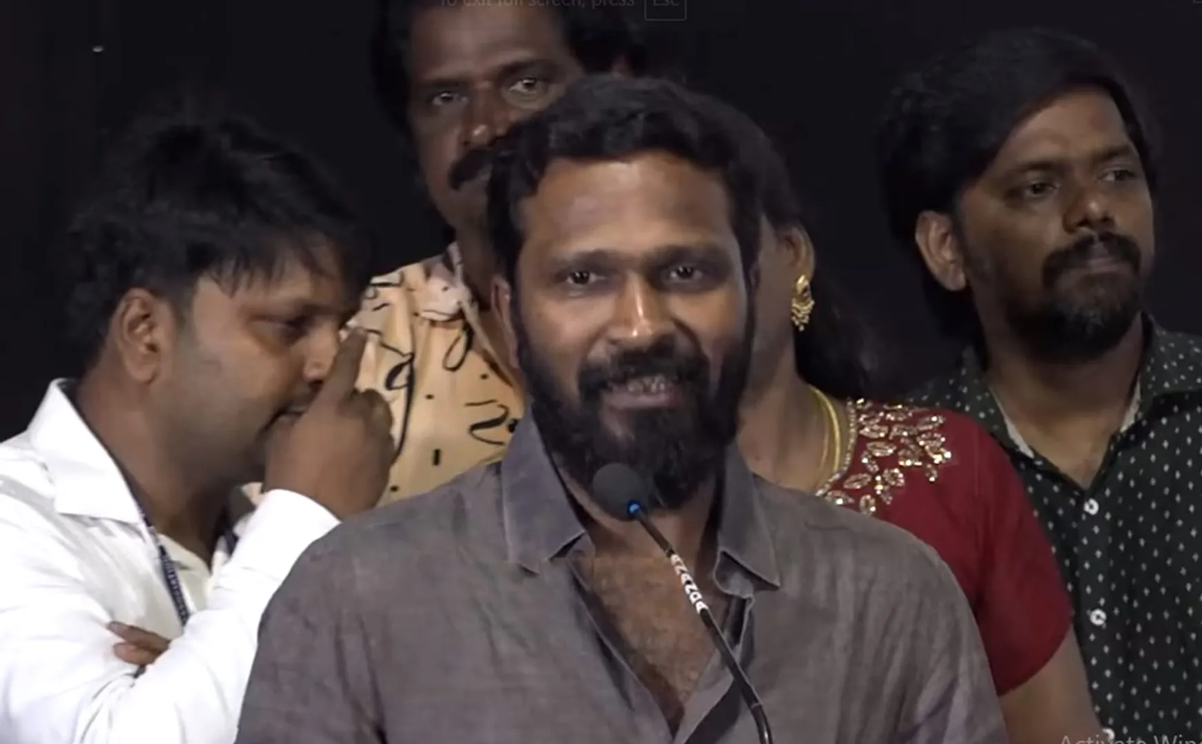 Vetrimaran said about editing