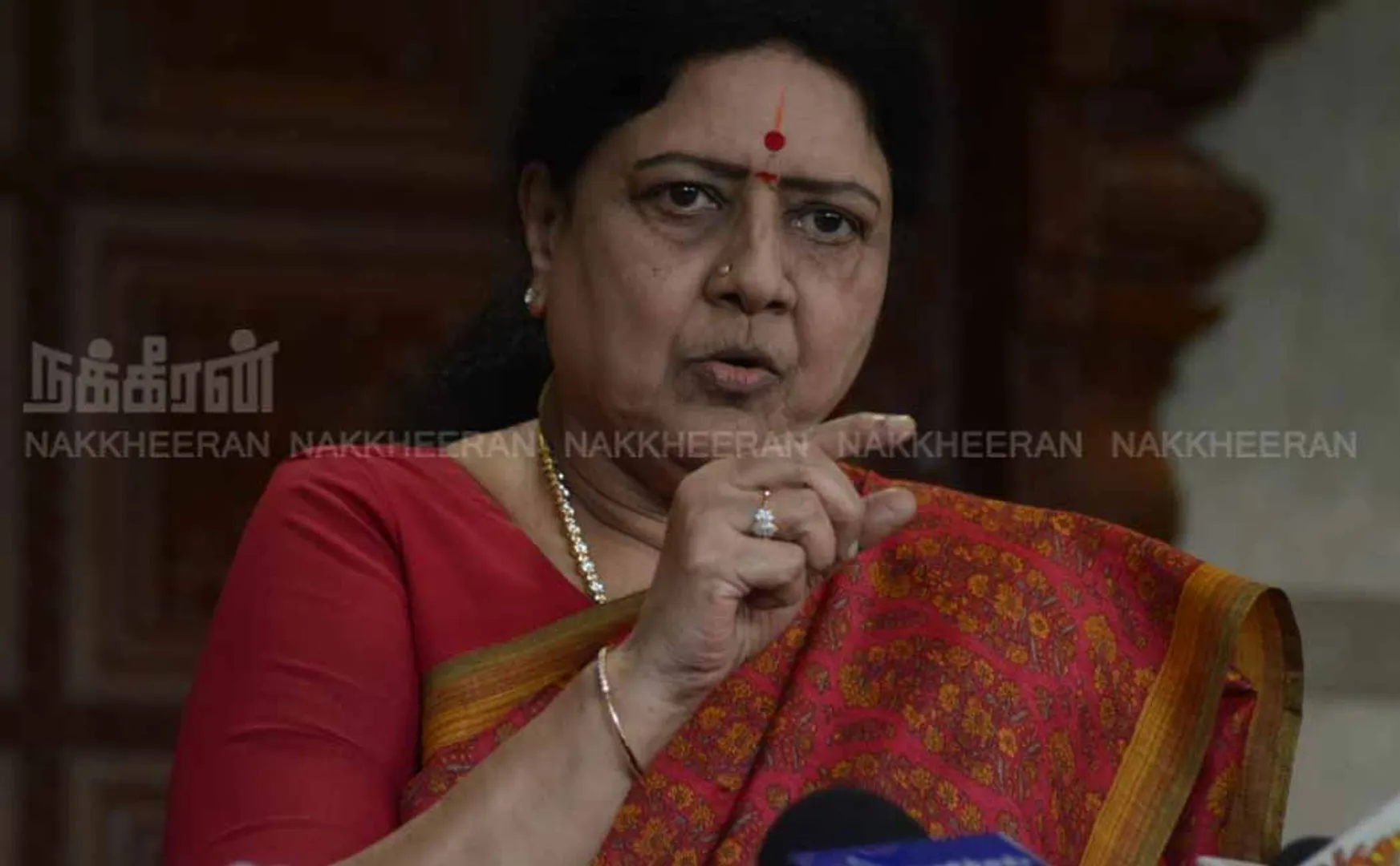 Tamil police are not working properly" - Sasikala speech