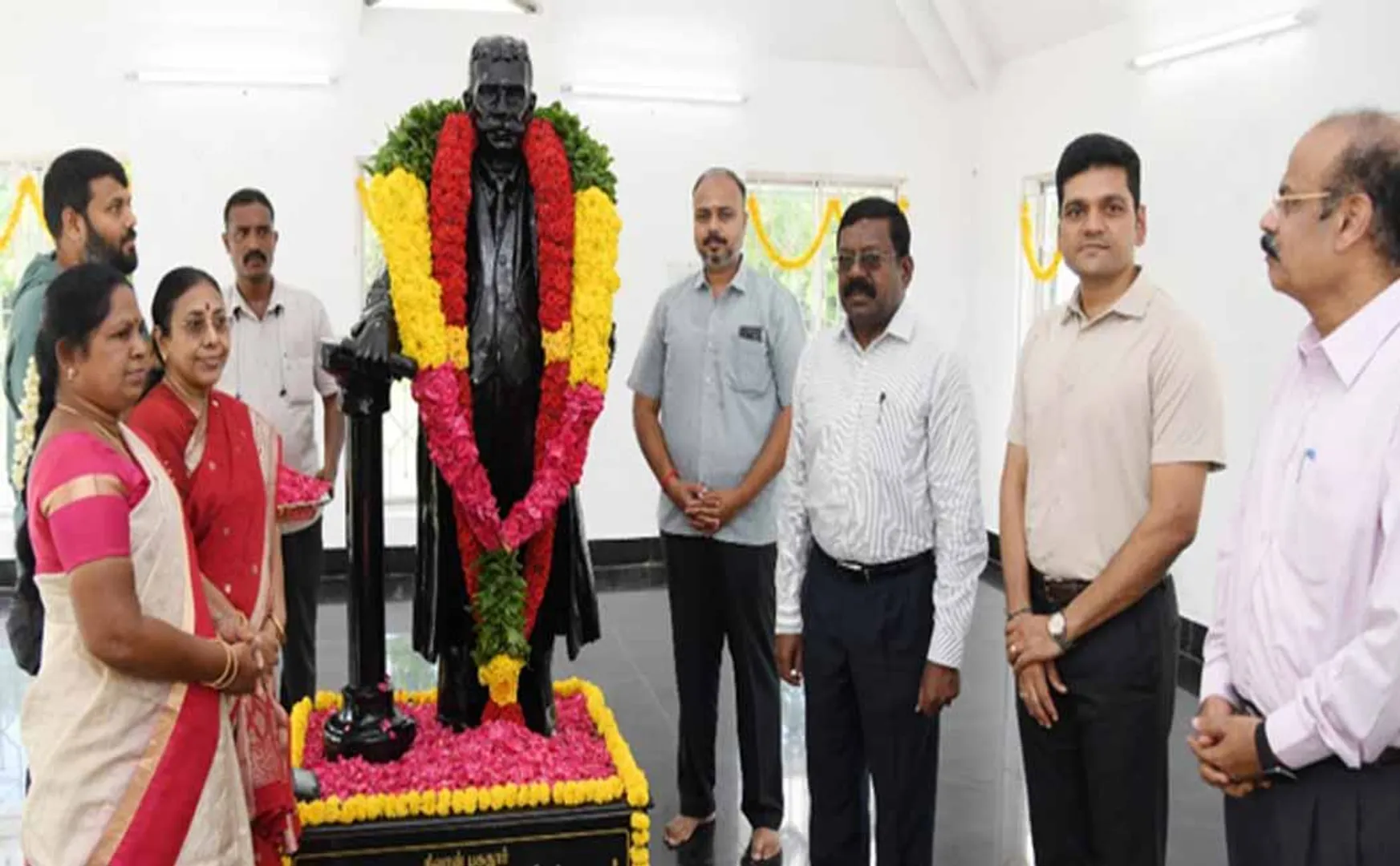 irattaimalai Srinivasan birthday Courtesy on behalf of Tamil Nadu Govt
