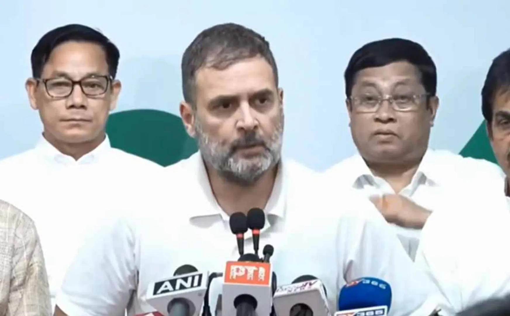 Manipur is divided into two Rahul Gandhi MP