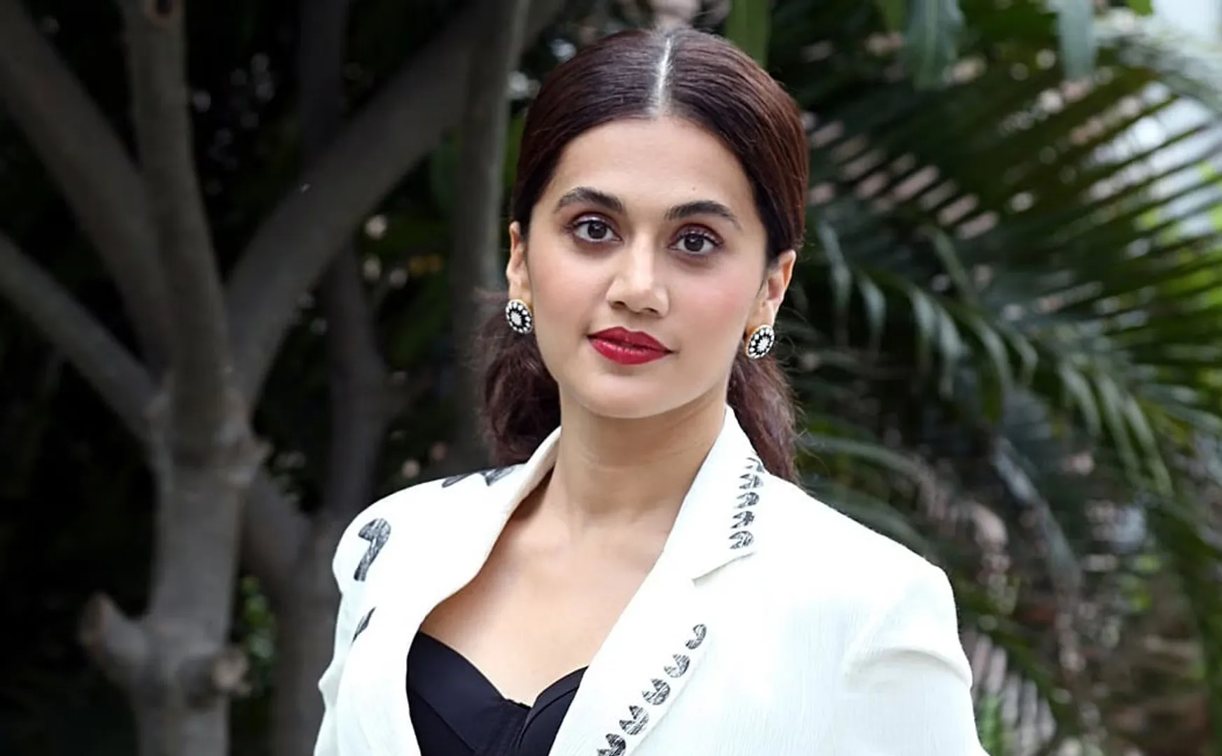 Taapsee answers Why didn't Mukesh Ambani go to a house wedding?