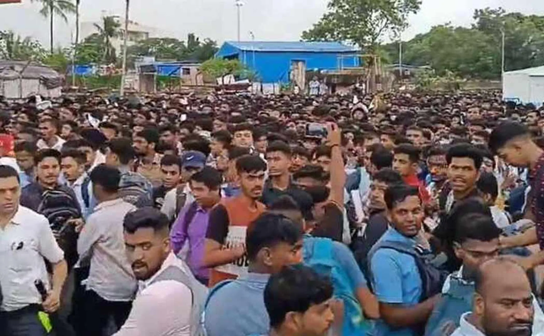 25 thousand youth flocked to 2 thousand vacancies of Air India