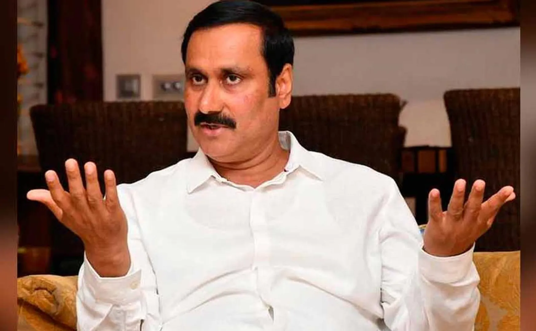 Ramadoss question  govt reluctant to legislate to give priority to Tamils ​​in TN employment