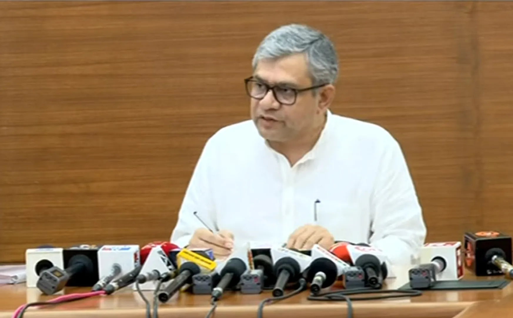  Central Railway Minister's allegation about Rameswaram - Dhanushkodi project canceled why? 