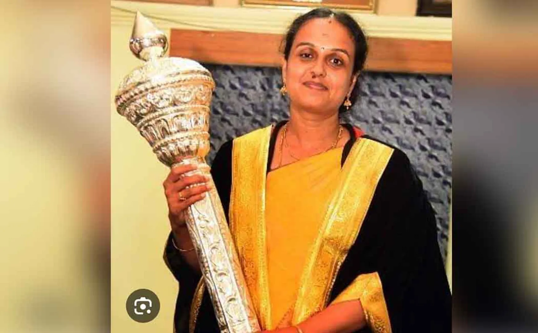  Kanchipuram Corporation Mayor's post in jeopardy; Opposition from own party!