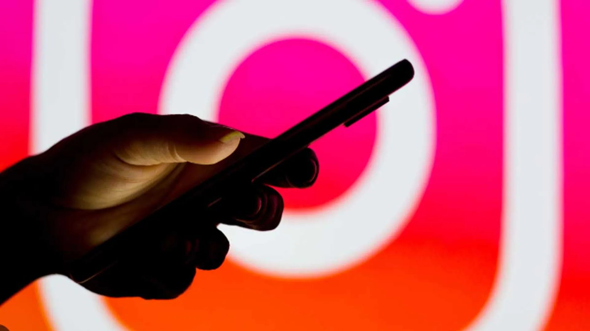  Bullying on Instagram; Terrible decision taken by a college student out of fear