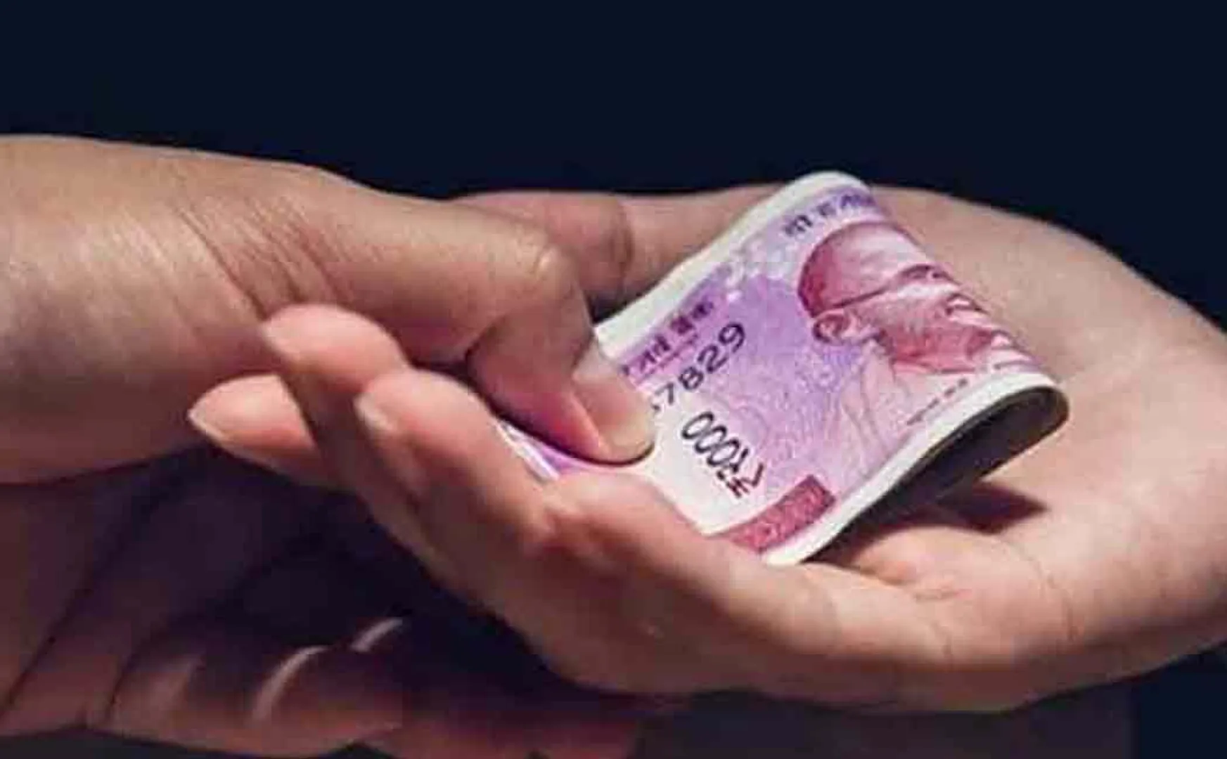 Panchayat secretary suspended for taking bribe from farmers