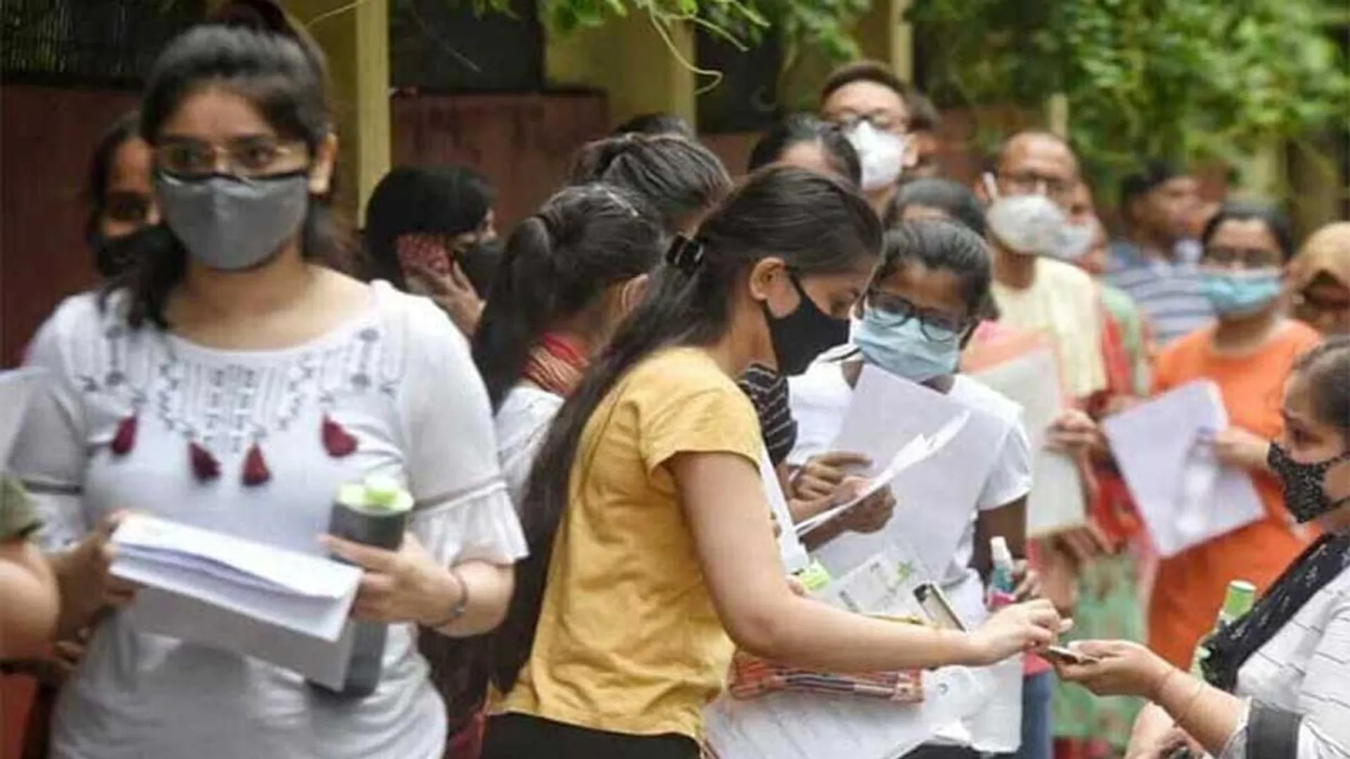 'Master's NEET Question Paper Leaked on Telegram?- National Examination Board Explanation