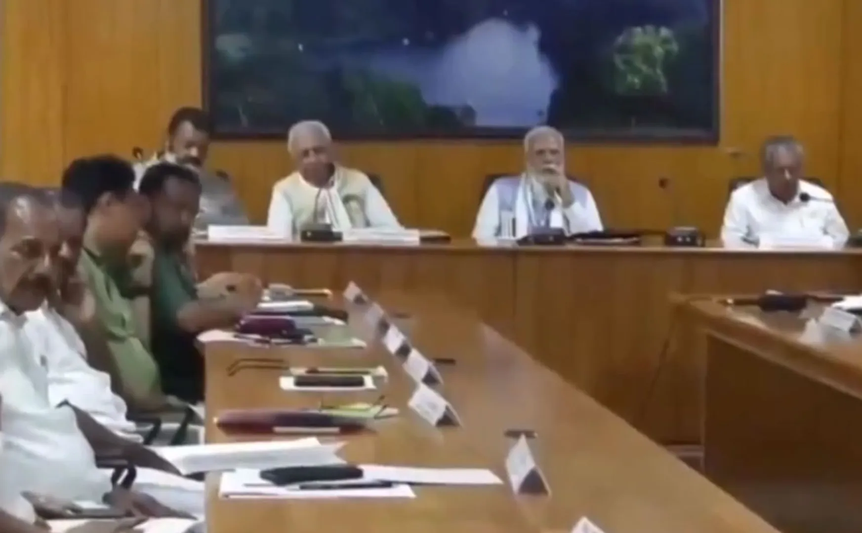 pm modi inspects the landslide affected areas in person