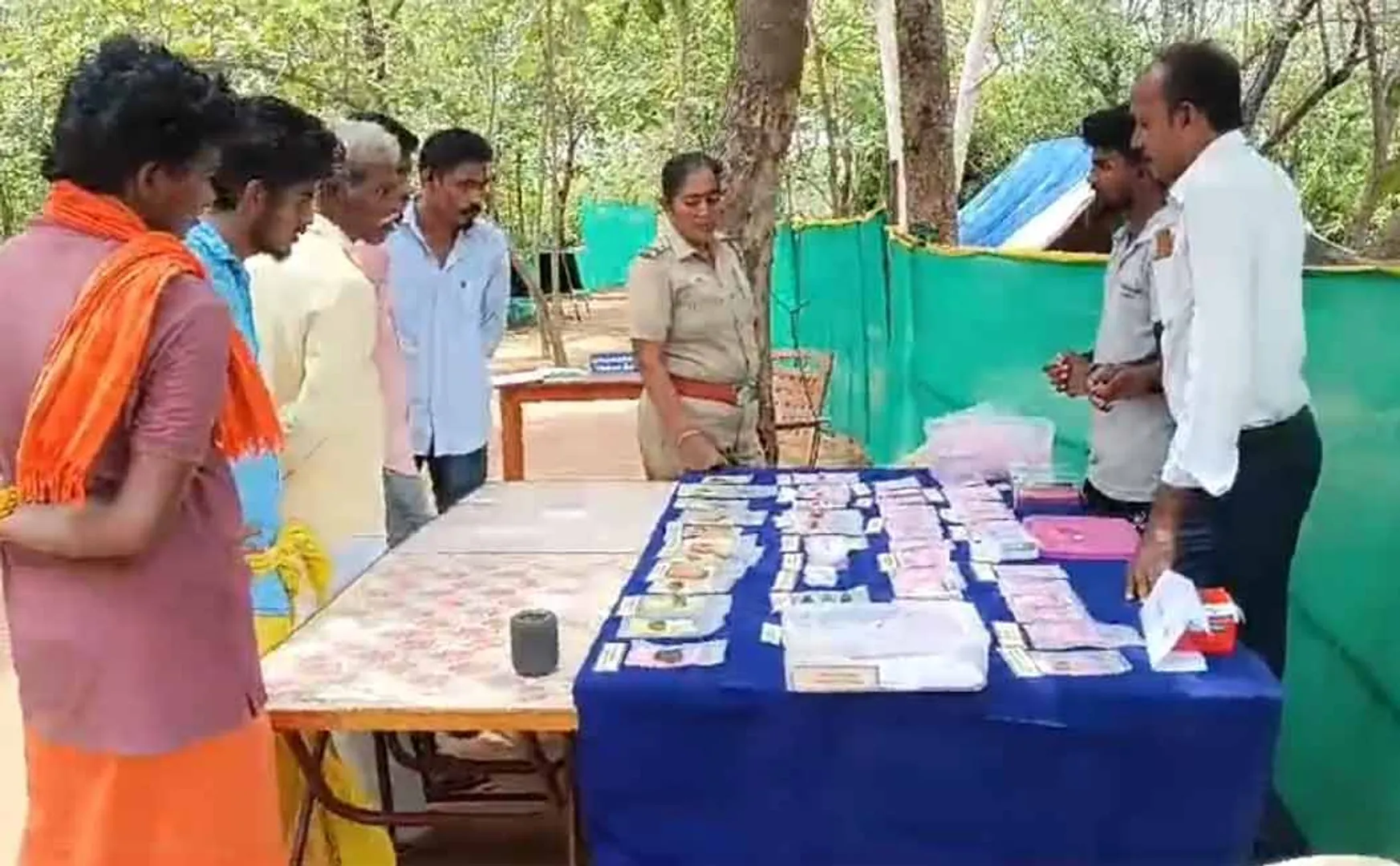 People flock to the excavation exhibition in Pudukkottai