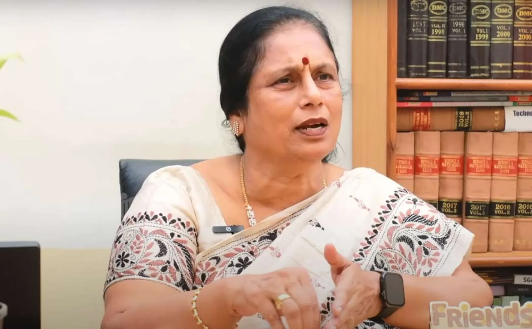 advocate santhakumaris valakku en 70