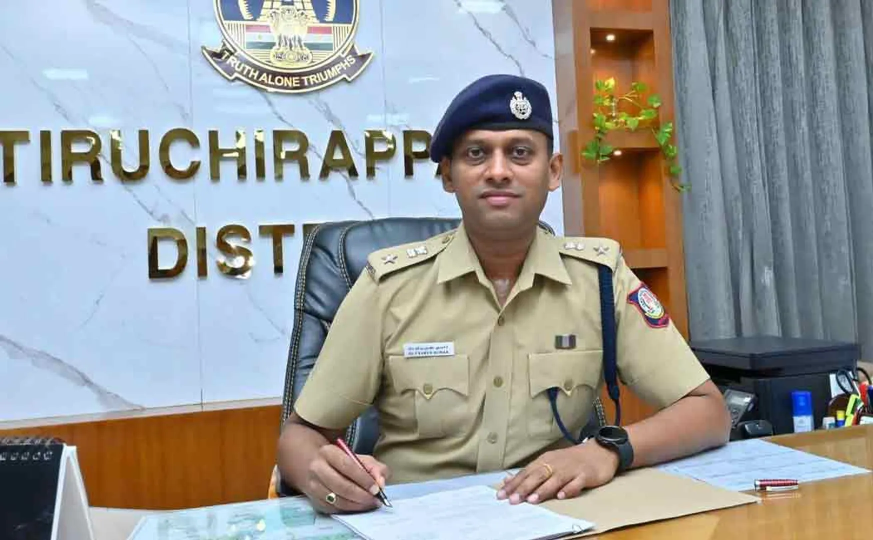 2 more people were arrested for defaming Varunkumar SP