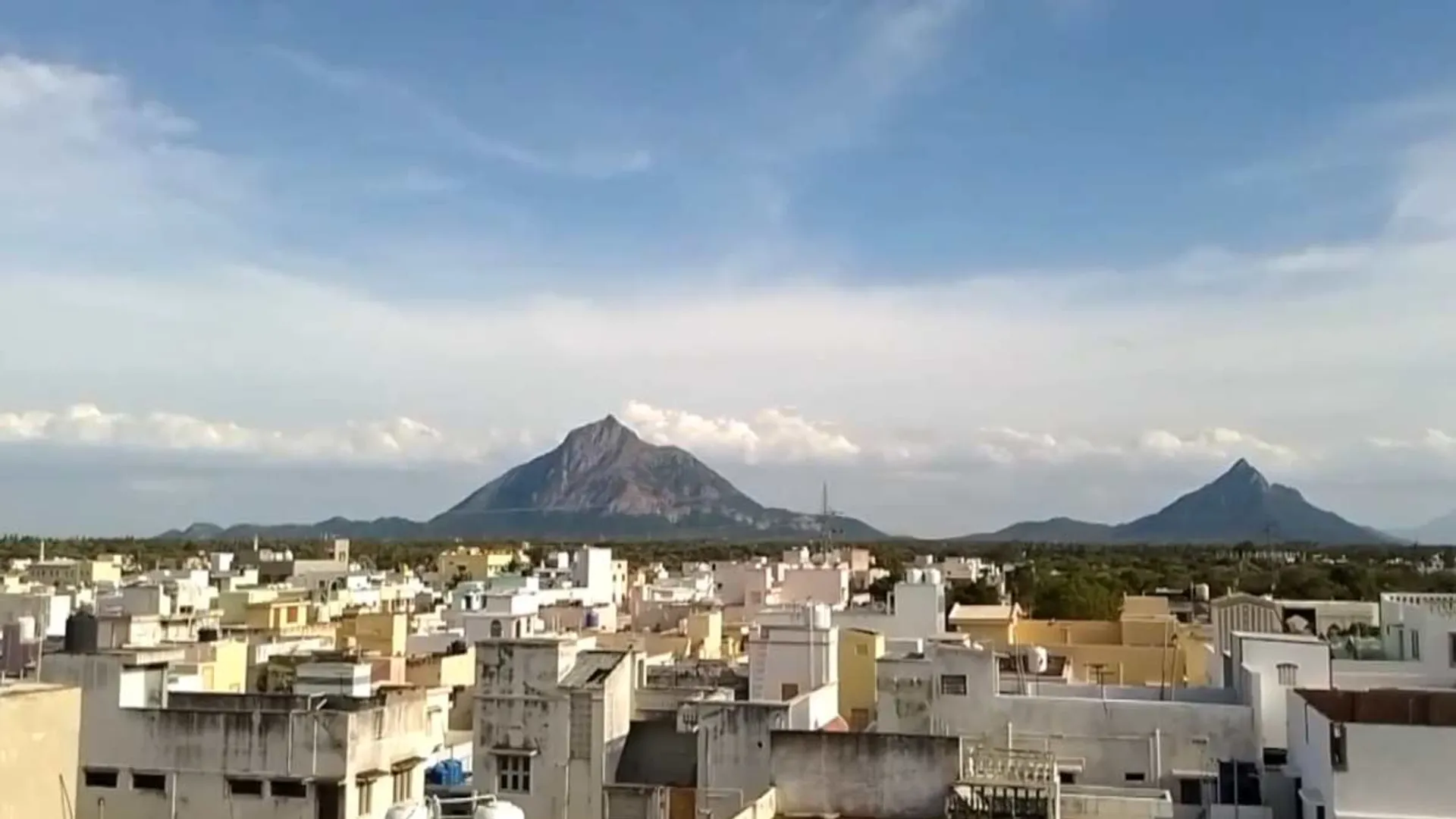 Shaking land; People of Karur are in fear