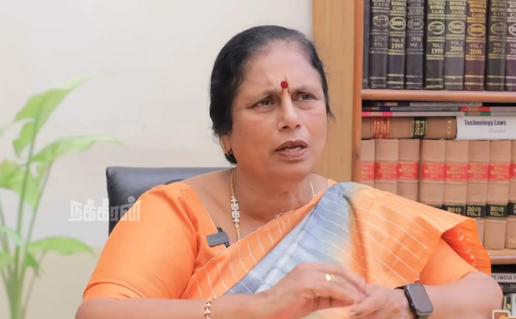  advocate santhakumaris valakku en 72