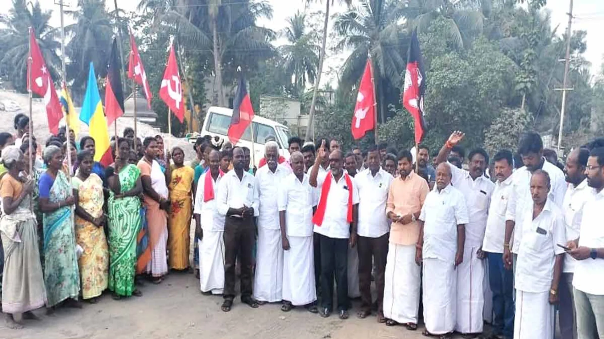 Protest in Bhuvanagiri for land lease