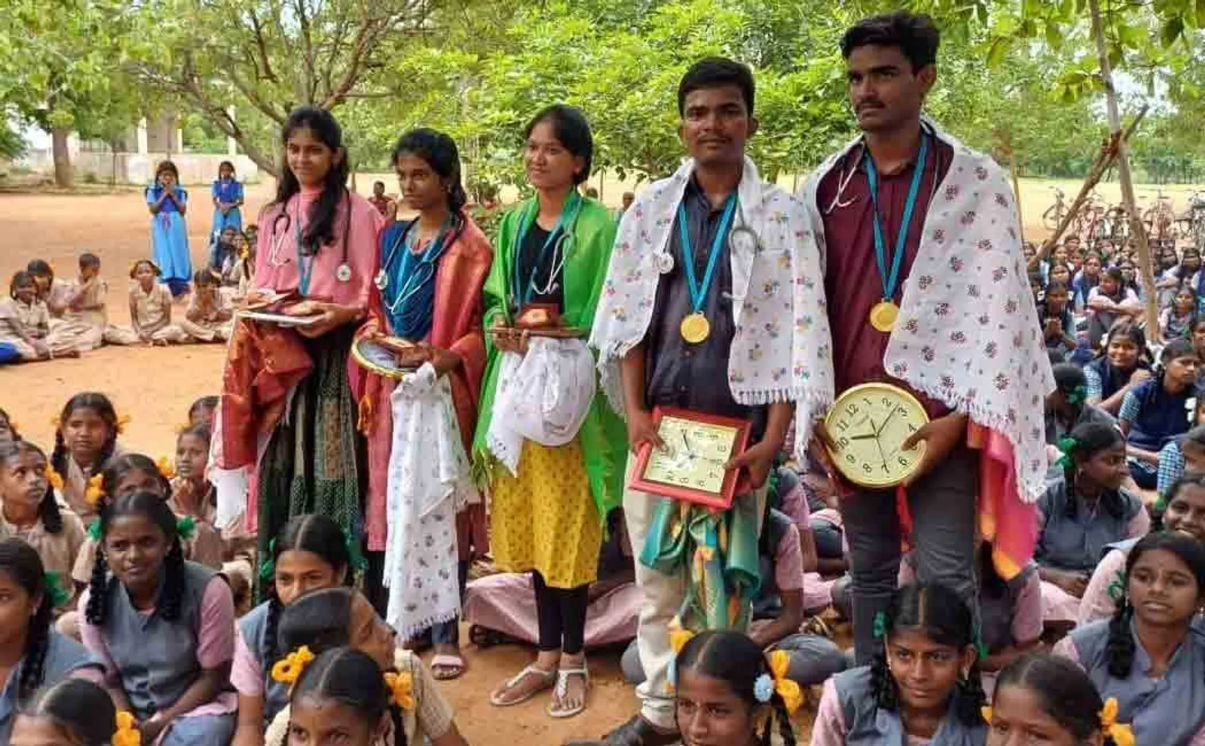 5 students from the same government school are selected to study medicine