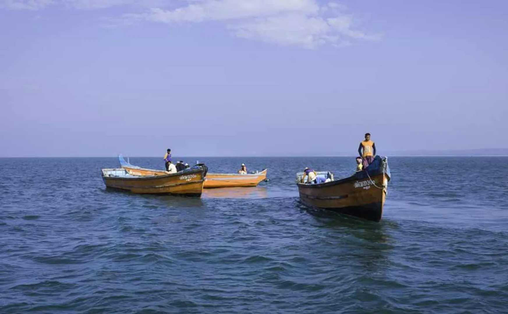 Sri Lankan pirates beaten Tamil Nadu fishermen at 2 places on the same day