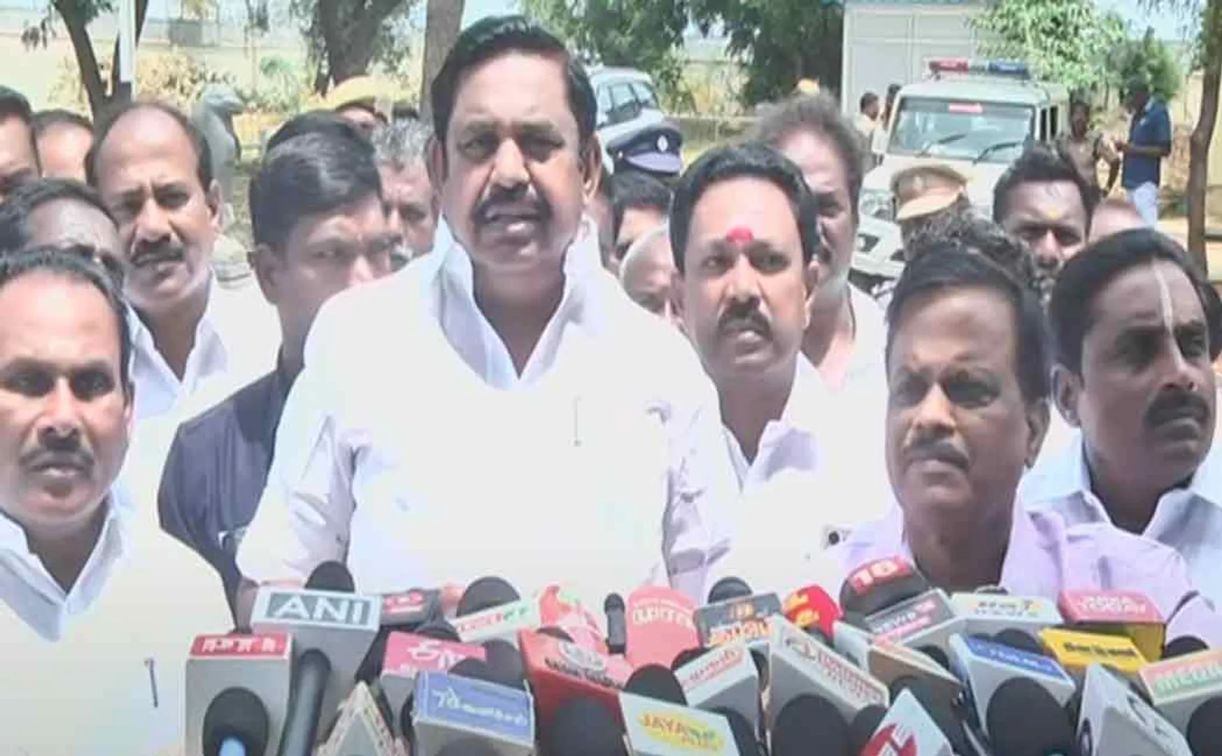 Edappadi Palaniswami The intersection of law and order laughs 