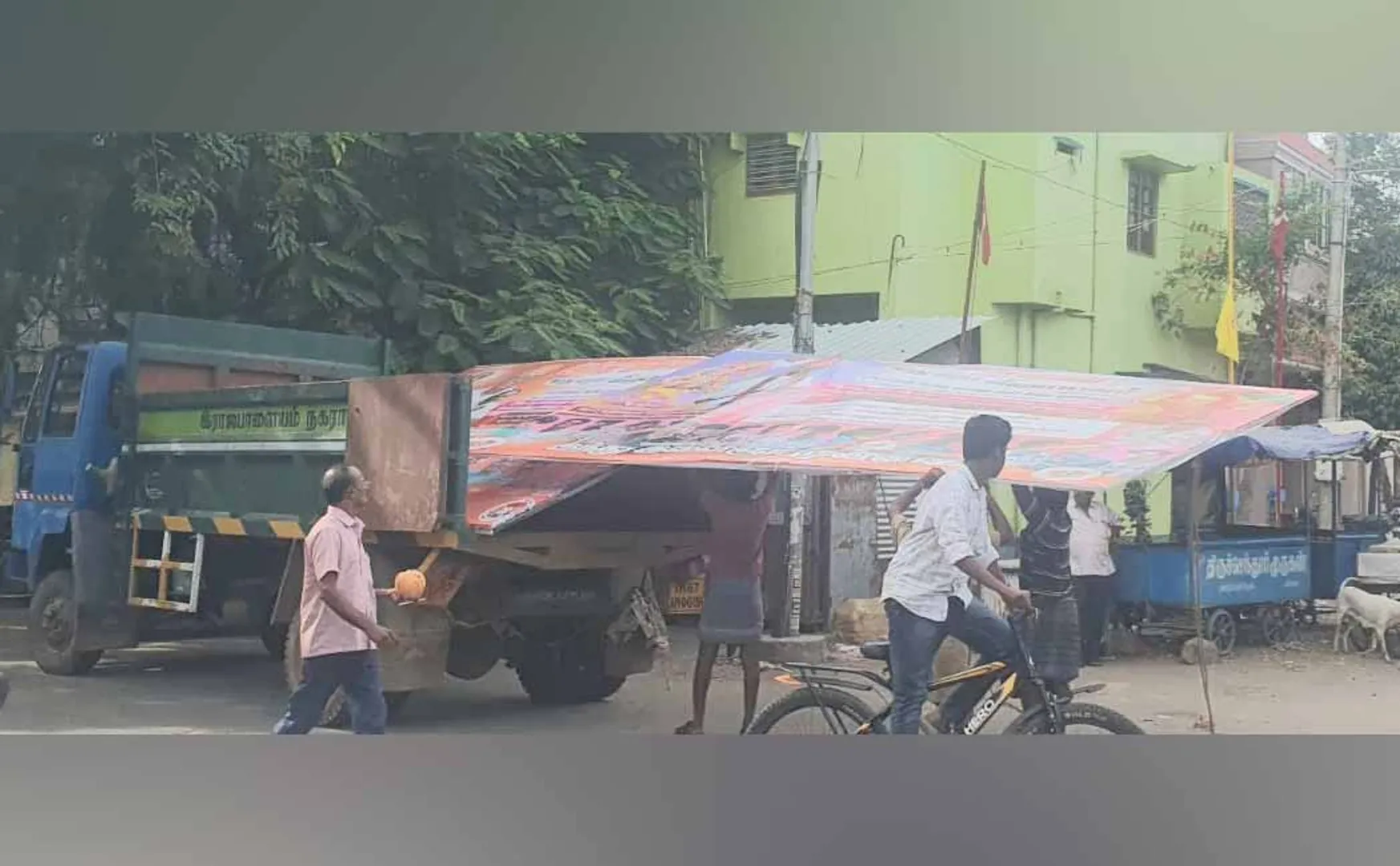 Nakkheeran news echo Removal of banner containing controversial slogans