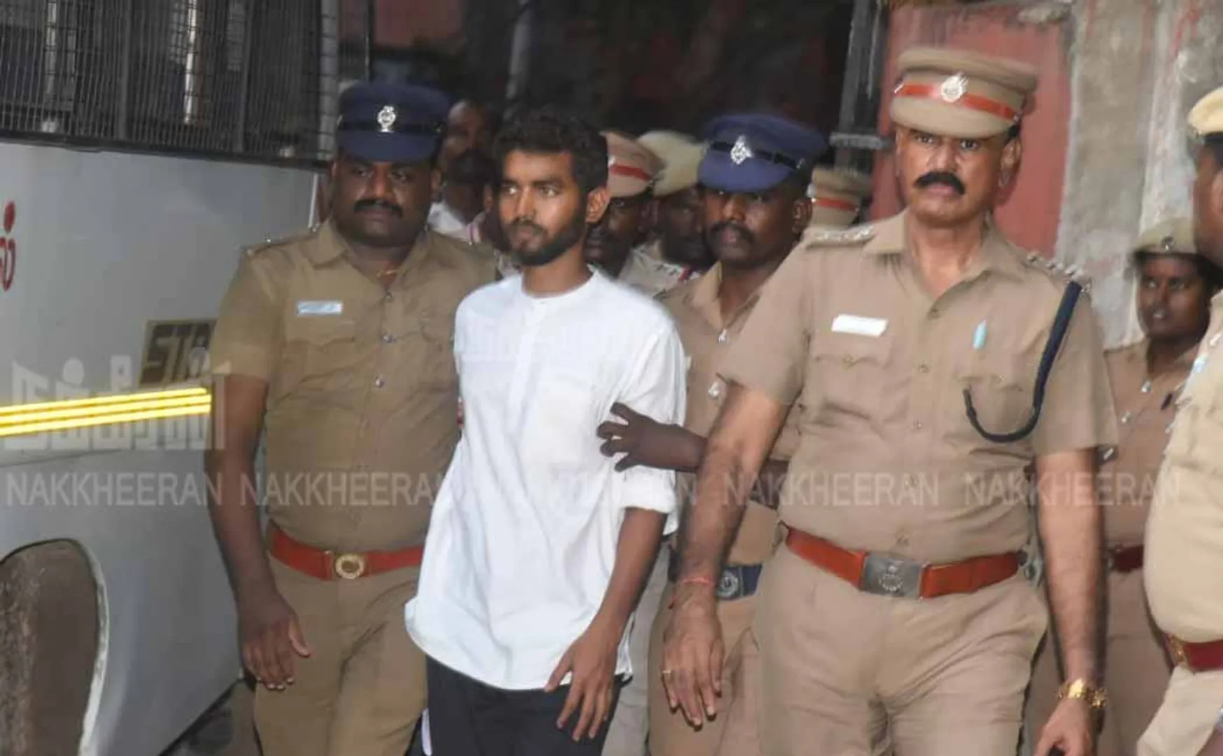 Lawyer withdraws from Mahavishnu case