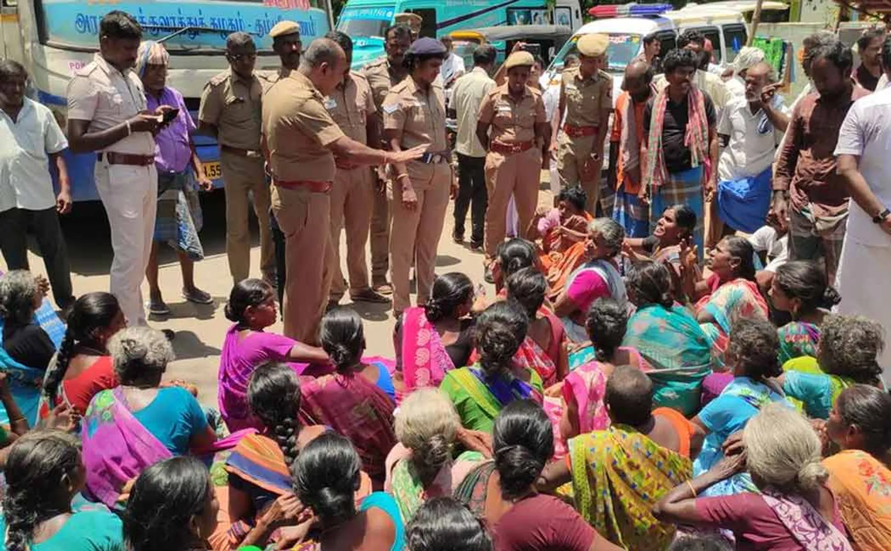  youth who passed away was bitten by a snake due to negligence of doctor