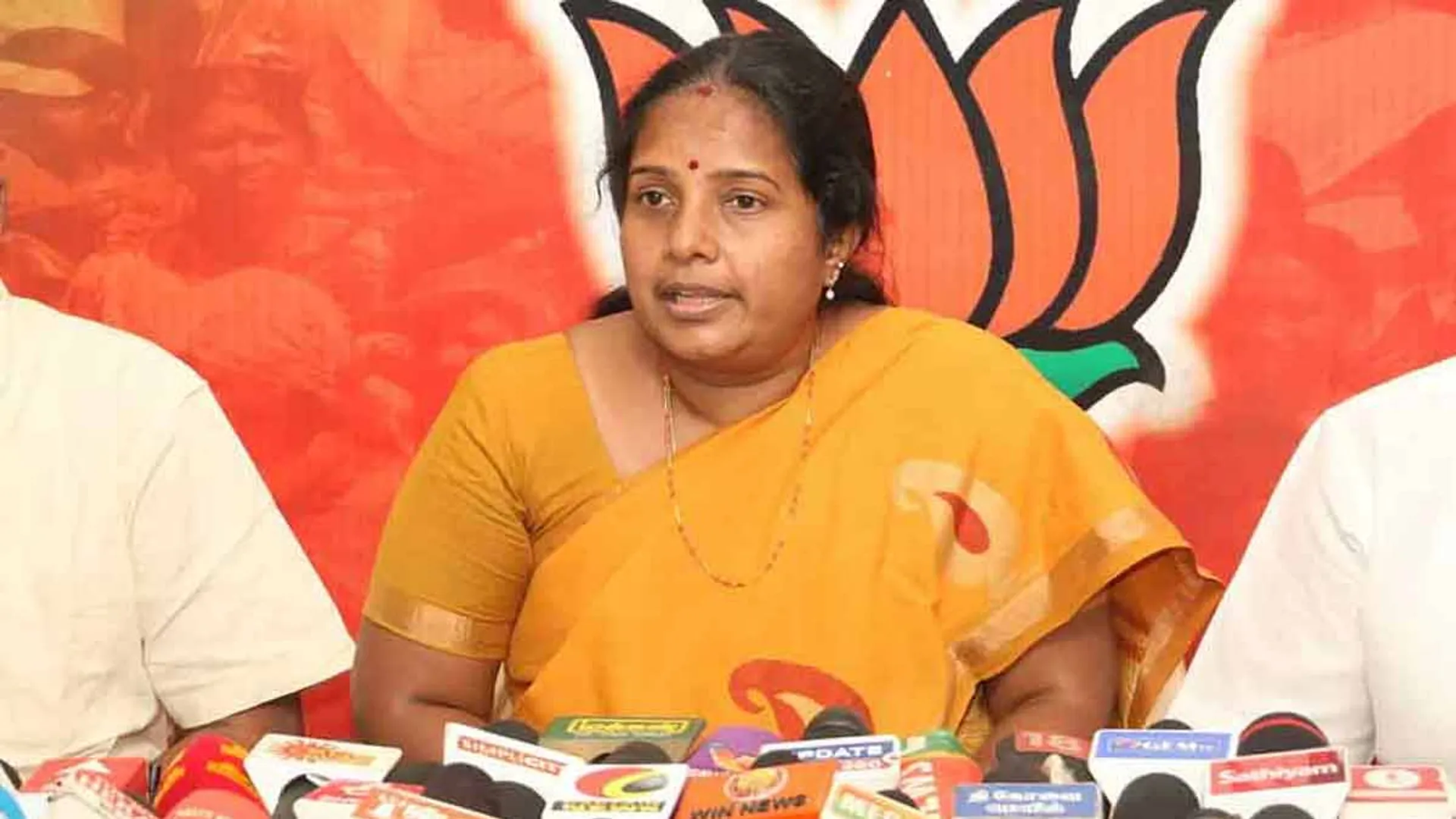  'We fight after eating jalebi?' - Vanathi Srinivasan explains