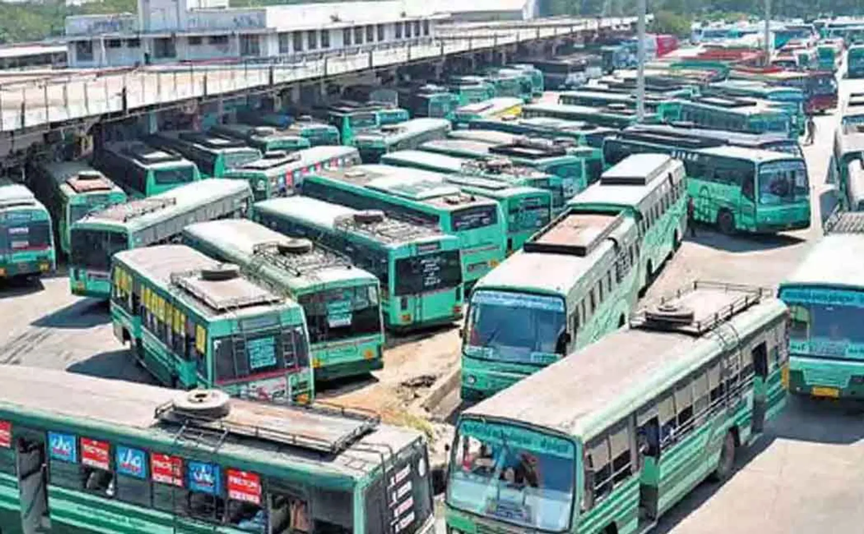 Anbumani condemned the move to privatize government transport  