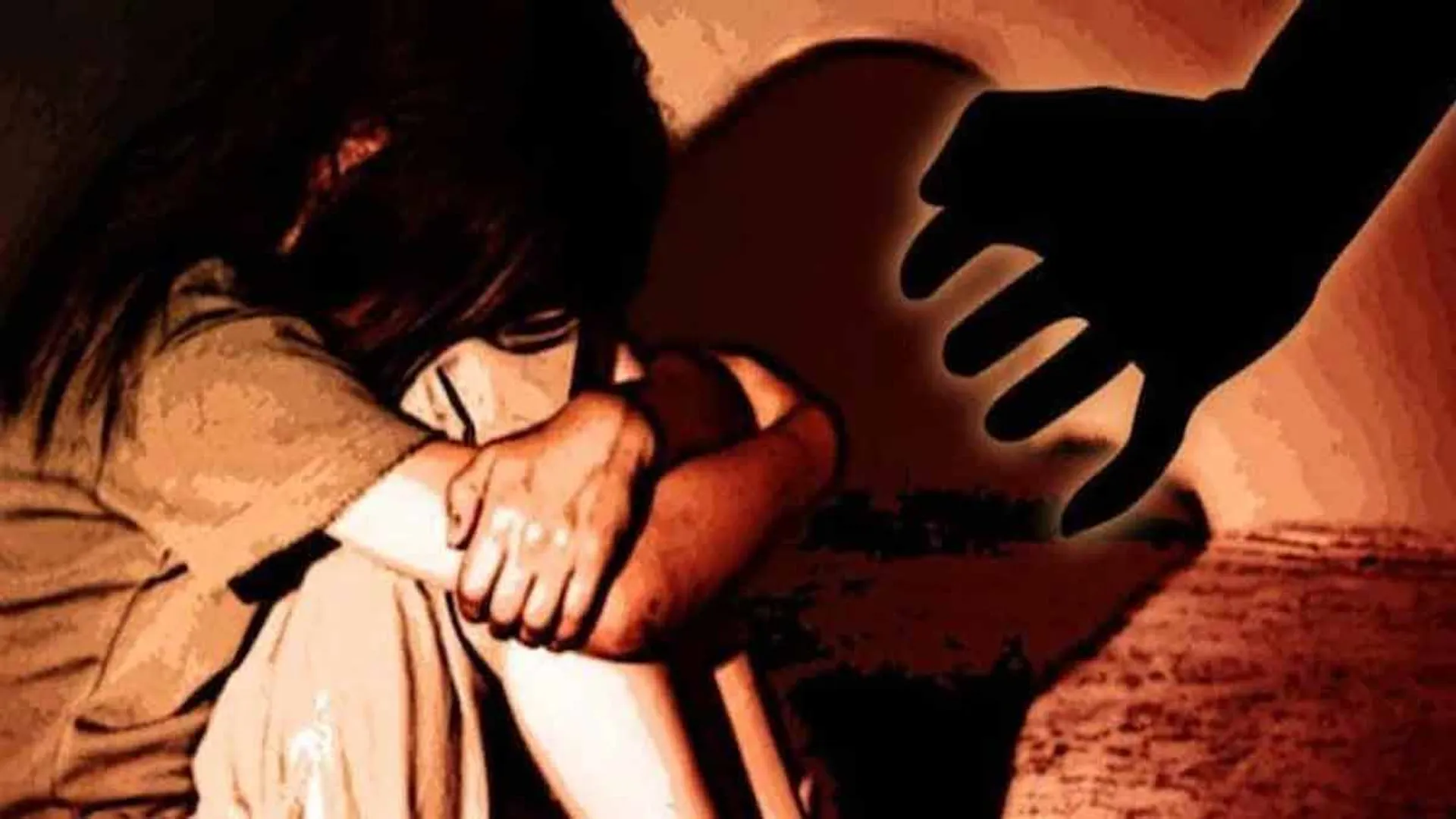 The brutality of the first class girl; School headmaster arrested