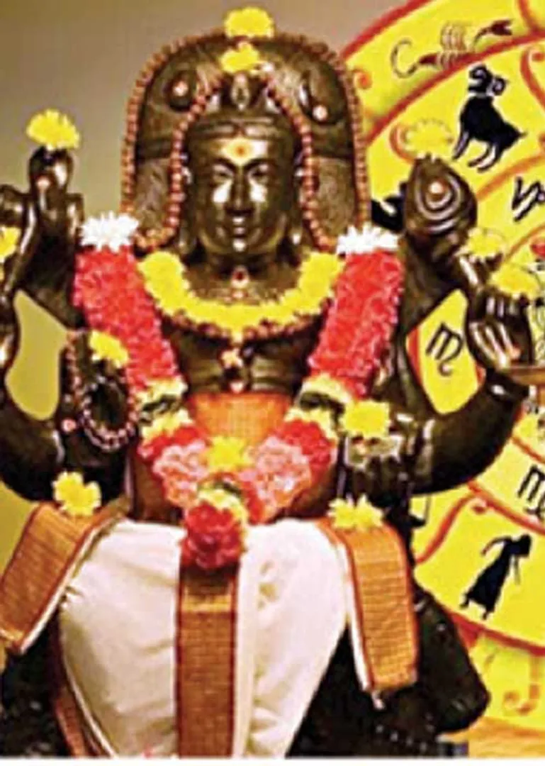 /idhalgal/balajothidam/rich-benefits-vagaraguru-all-12-rasis-dr-r-mahalakshmi