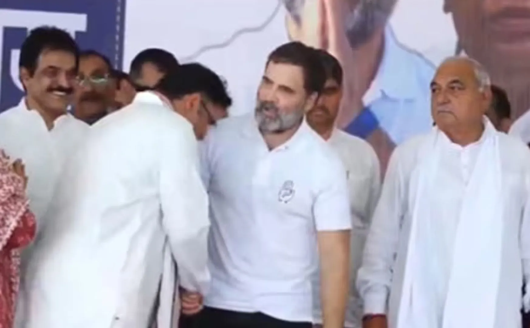 Ashok Kumar Tanwar left the BJP and joined the Congress