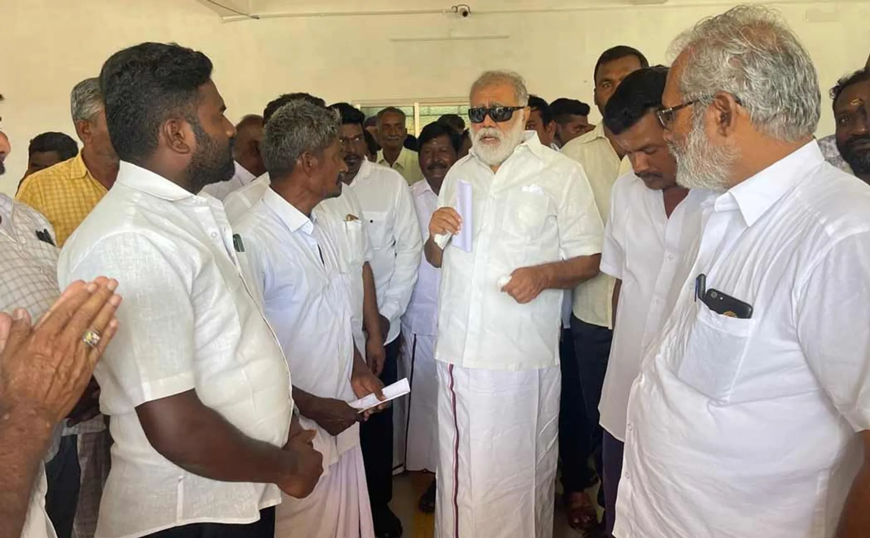 Ministerial Order to Officer govt house project is to complete  houses as soon as possible
