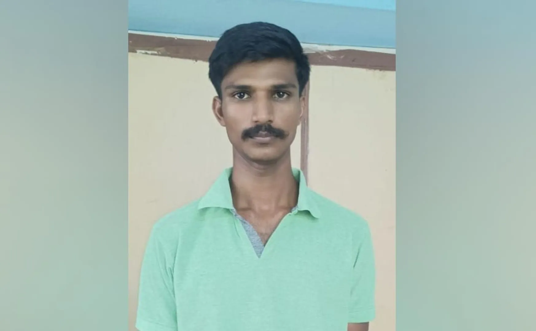 Police action on A cop who gave incentives to smugglers